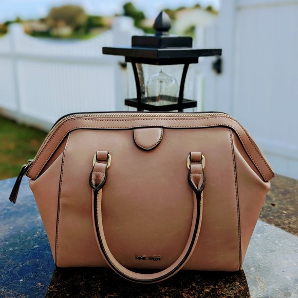 Nine West handbag - Picture 1 of 5